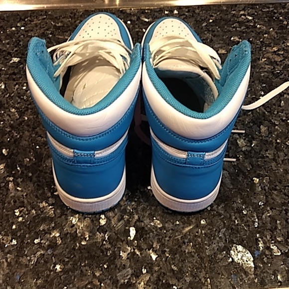 Air Jordan 1 UNC 10.5 - Picture 4 of 6
